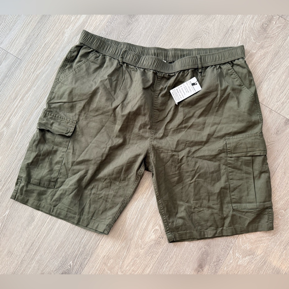 Men's Olive Green Cargo Shorts - Elastic Waist